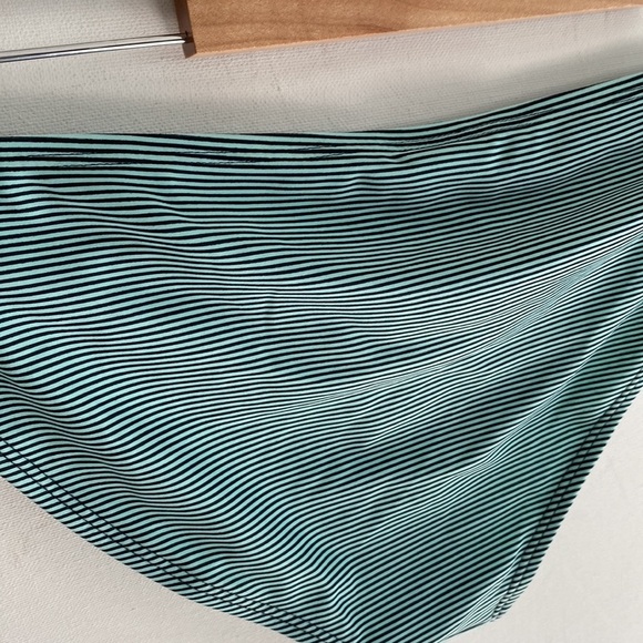 Hot water striped bikini bottom ONLY, Size L, NWT - Picture 5 of 6
